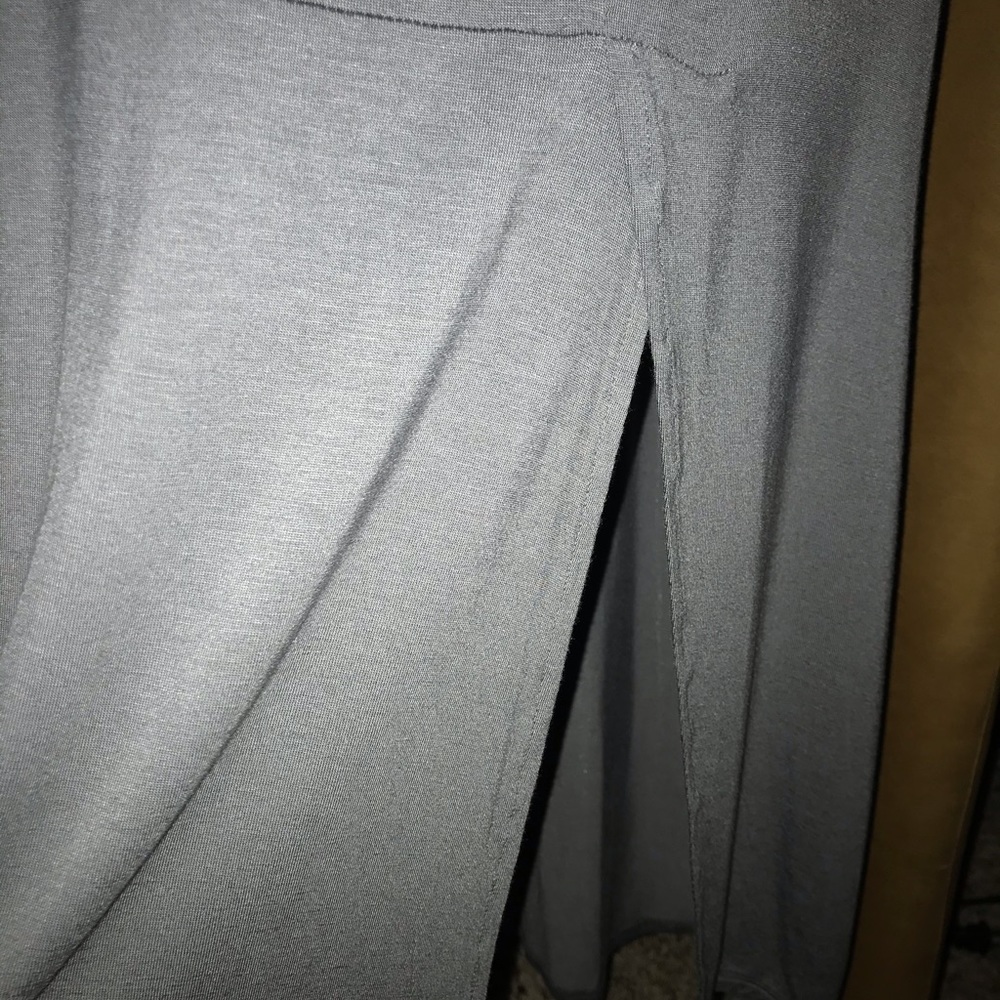 Juicy Couture grey cold shoulder maxi dress - Picture 4 of 6